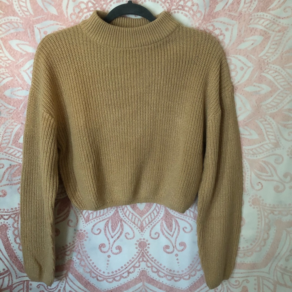 H&M divide tan sweater